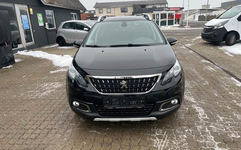 Peugeot 2008 1,6 BlueHDi 100 Allure Sky