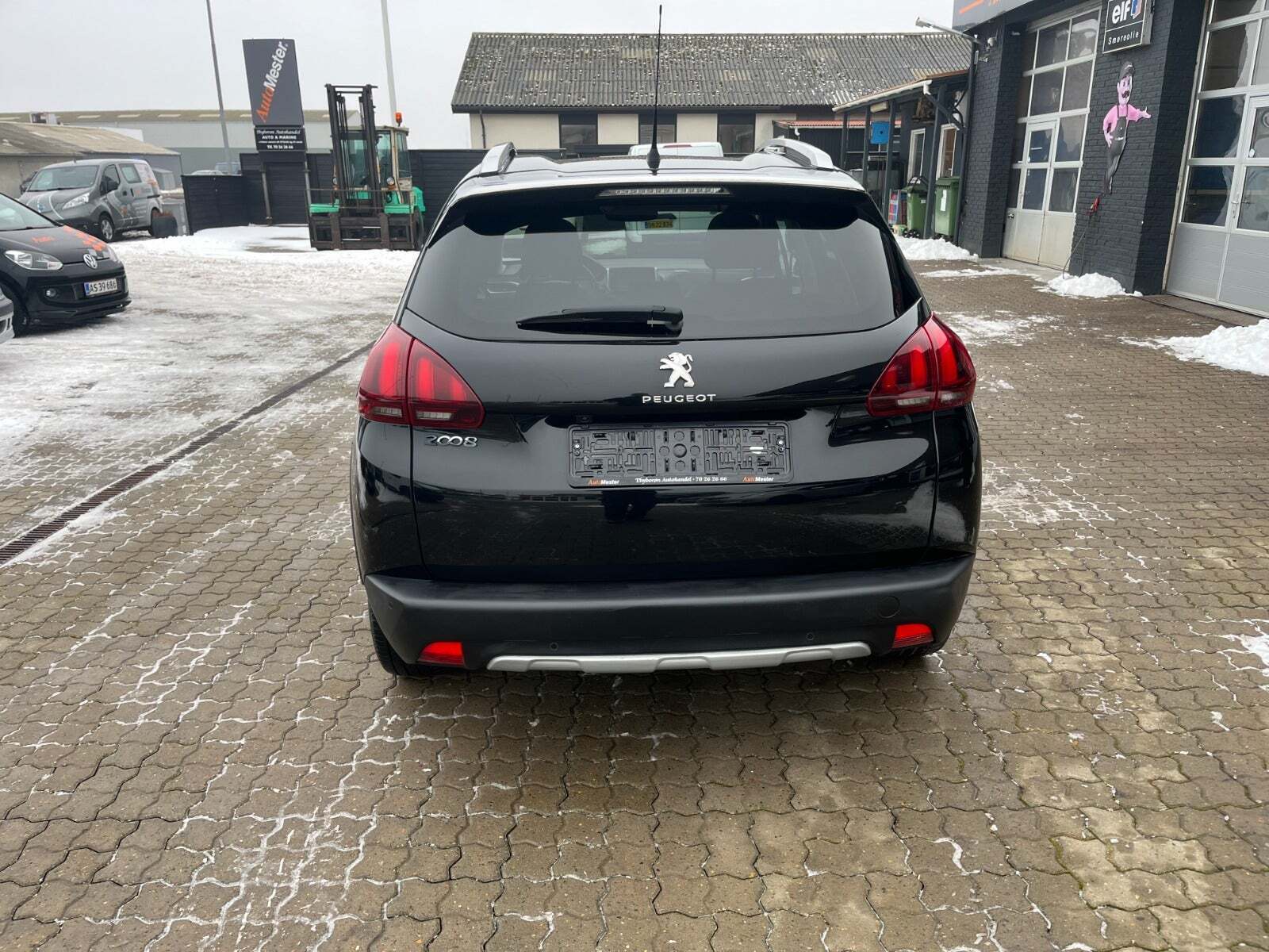 Peugeot 2008 1,6 BlueHDi 100 Allure Sky