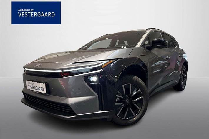 Grå Toyota BZ4X fra 2026
