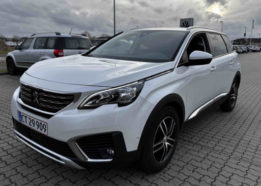 Peugeot 5008 1,2 PureTech 130 Allure Pack 7prs