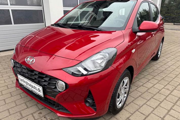 Rød Hyundai i10 fra 2023