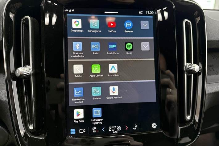 Grøn Volvo XC40 fra 2022