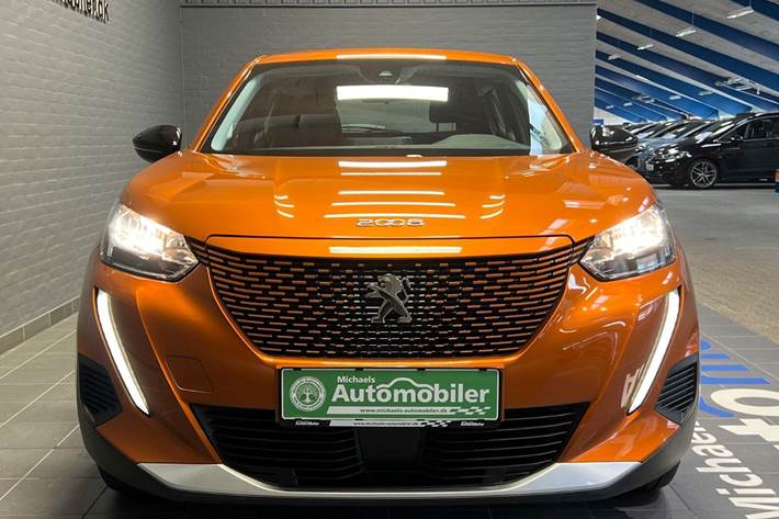 Orange Peugeot e-2008 fra 2022