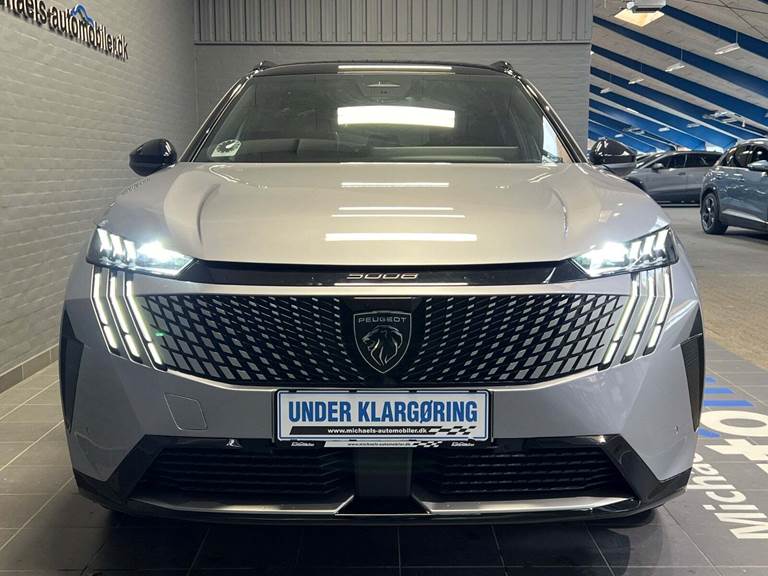 Peugeot e-5008 77 GT 7prs