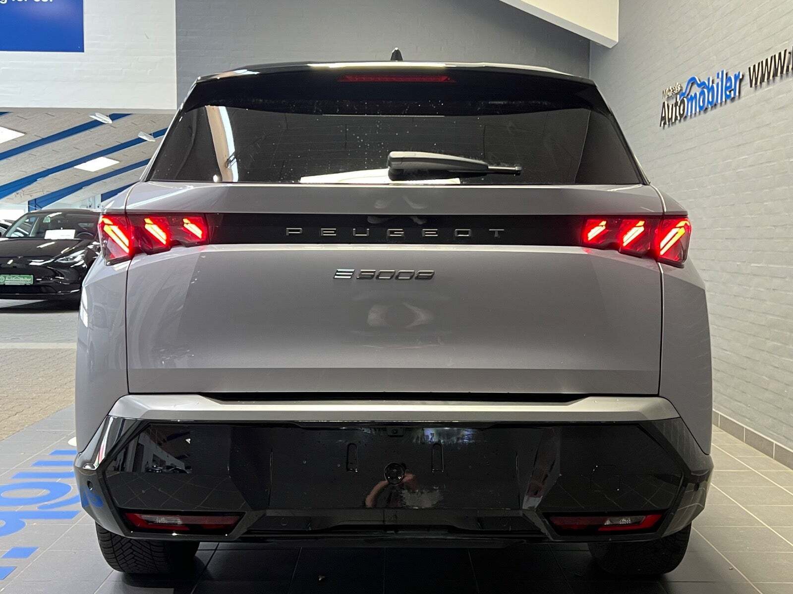 Peugeot e-5008 77 GT 7prs