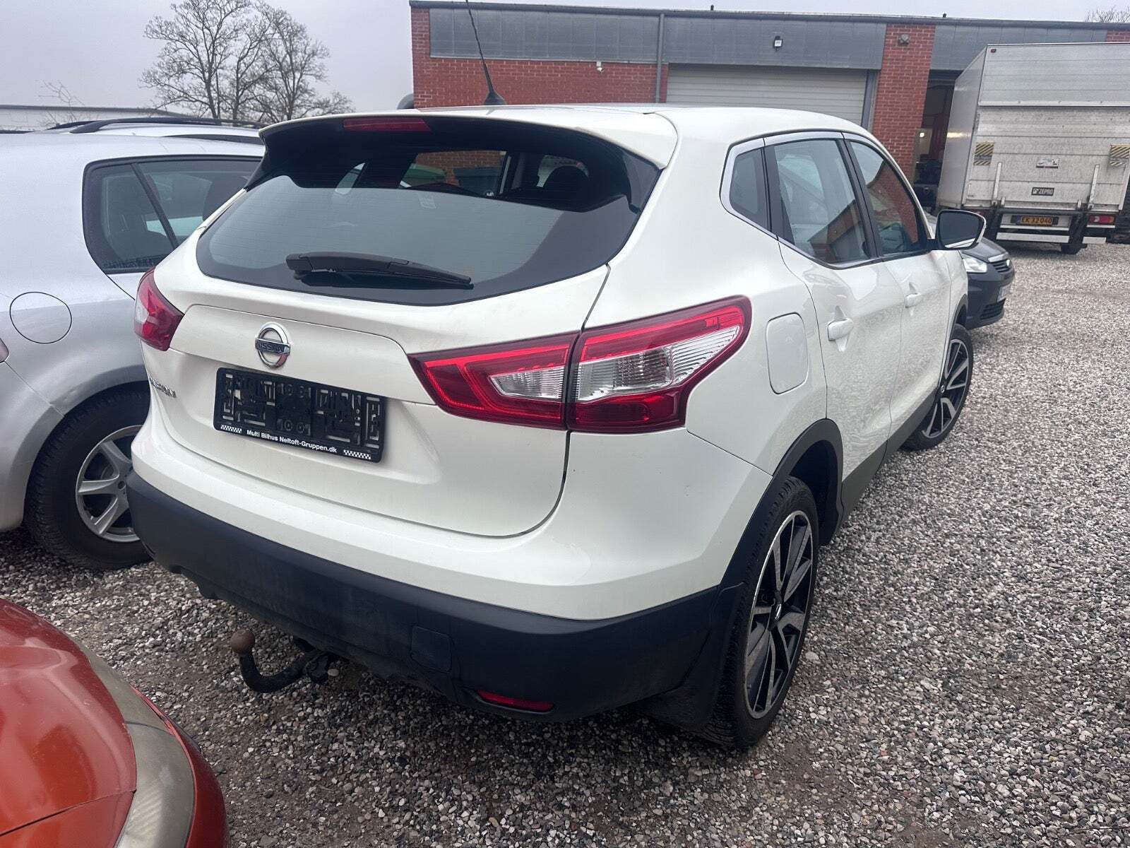 Bronze Nissan Qashqai fra 2014