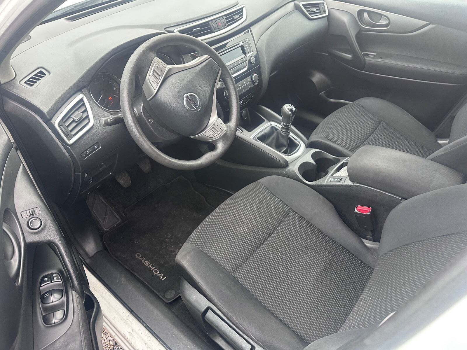 Bronze Nissan Qashqai fra 2014
