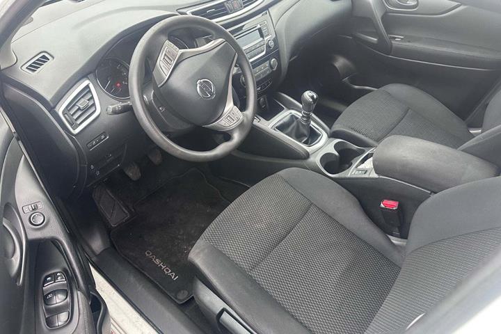 Bronze Nissan Qashqai fra 2014