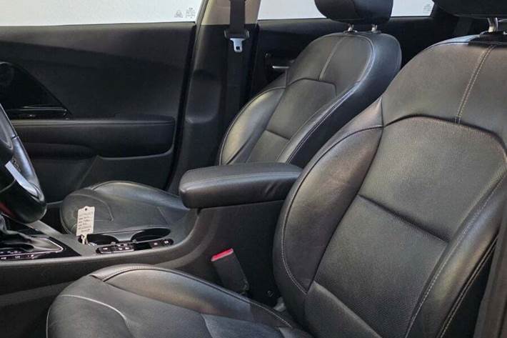 Sort Kia Niro fra 2020