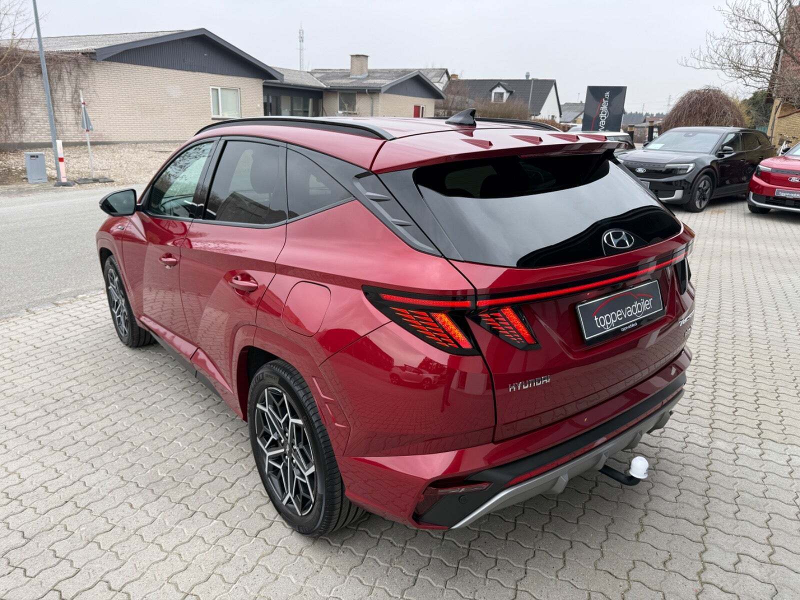 Rød Hyundai Tucson fra 2022