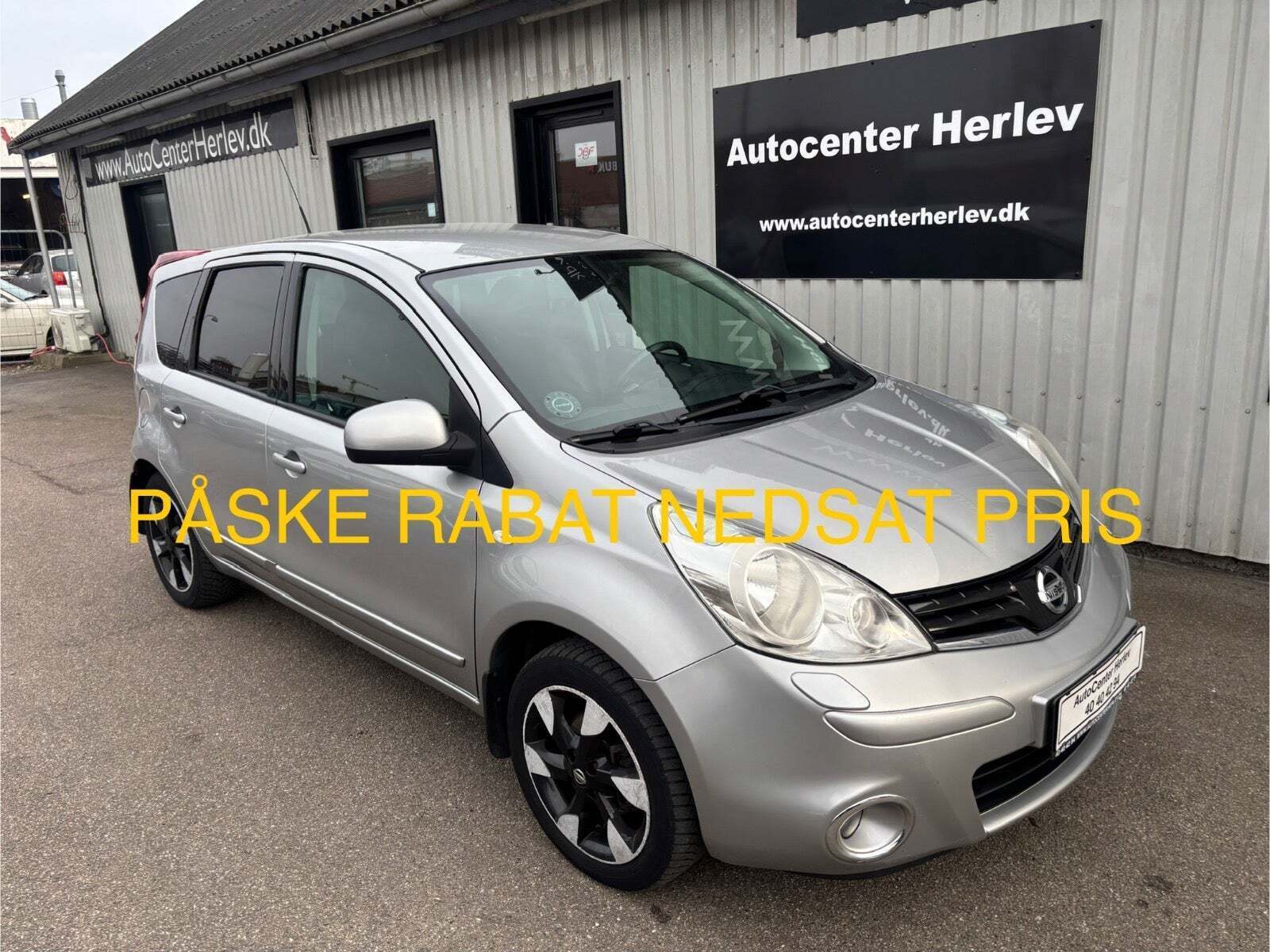 Sølv Nissan Note fra 2013