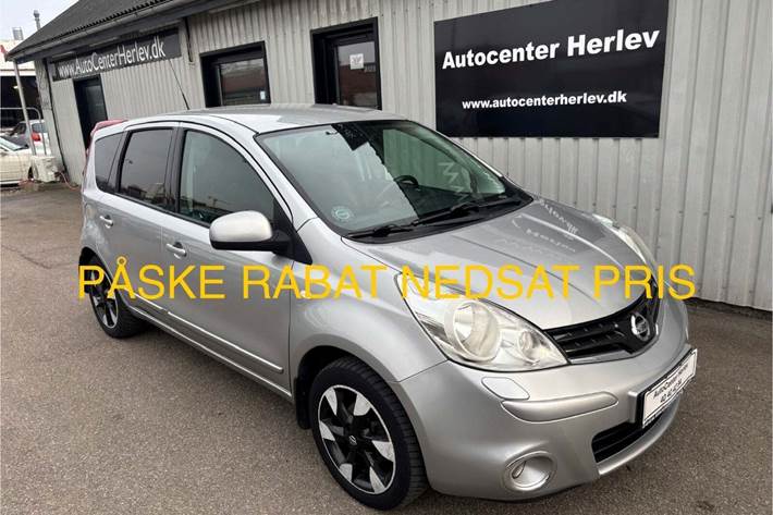 Sølv Nissan Note fra 2013