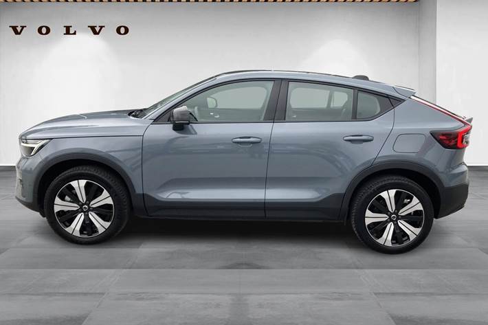 Grå Volvo C40 fra 2023