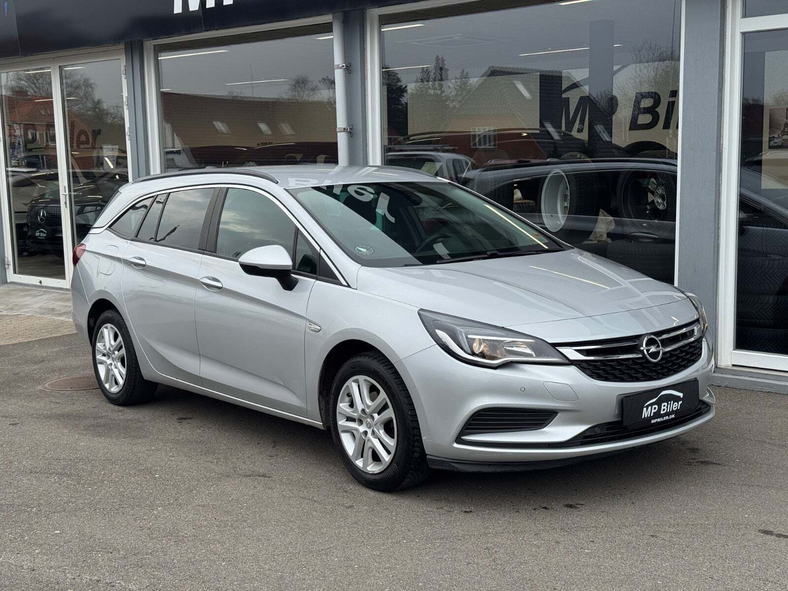 Opel Astra 1,4 T 150 Enjoy Sports Tourer
