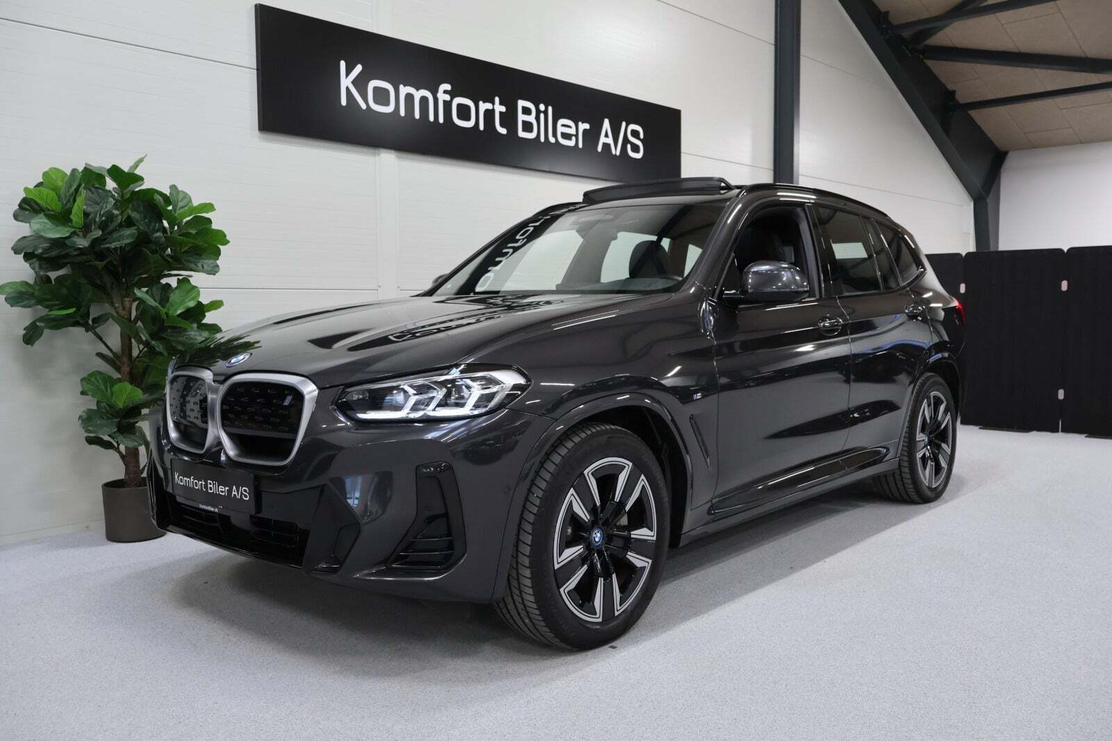 BMW iX3 Charged M-Sport