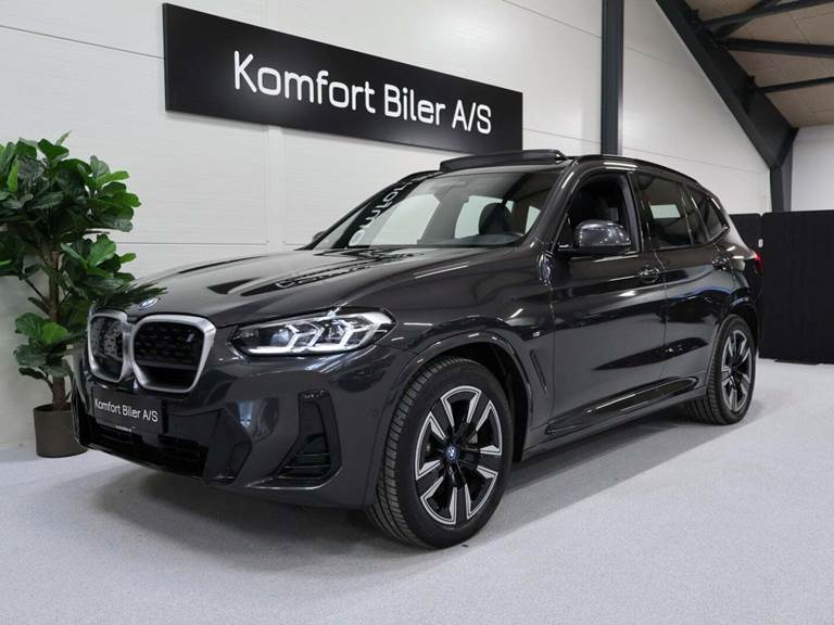 BMW iX3 Charged M-Sport