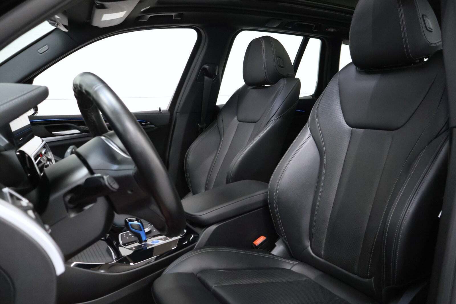 BMW iX3 Charged M-Sport