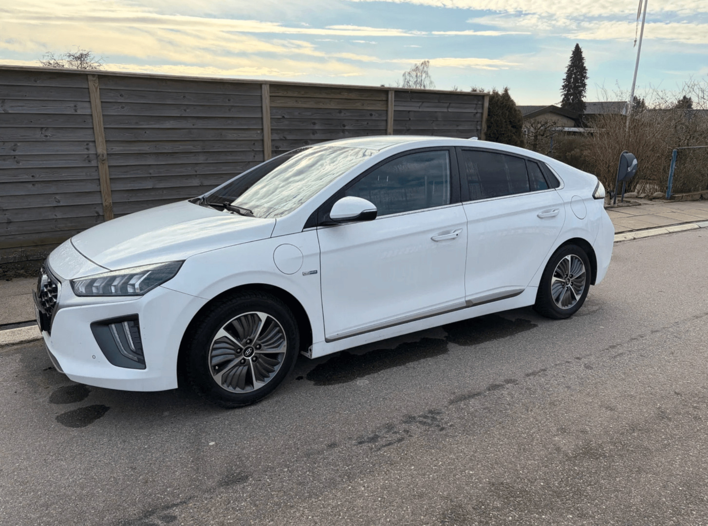 Hyundai Ioniq 1,6 PHEV Premium DCT