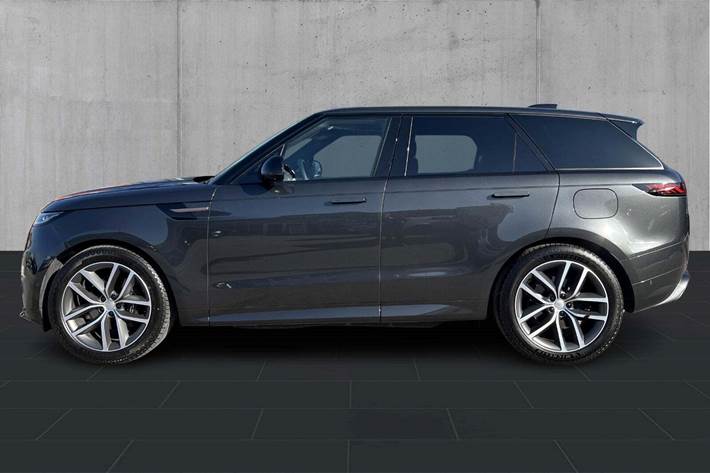 Grå Land Rover Range Rover sport fra 2025