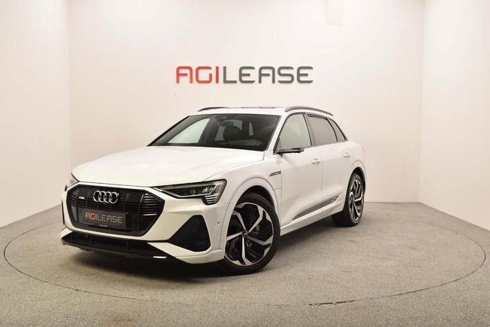 Hvid Audi e-tron fra 2021