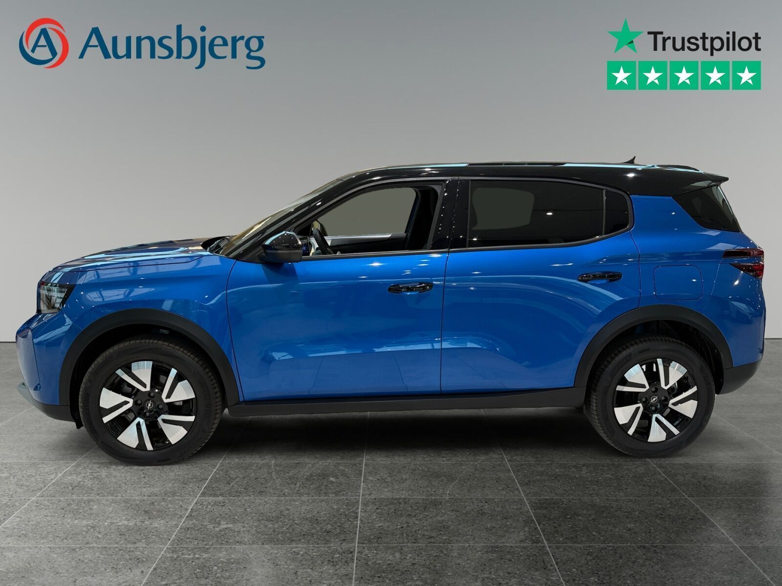 Blå Opel Frontera fra 2025
