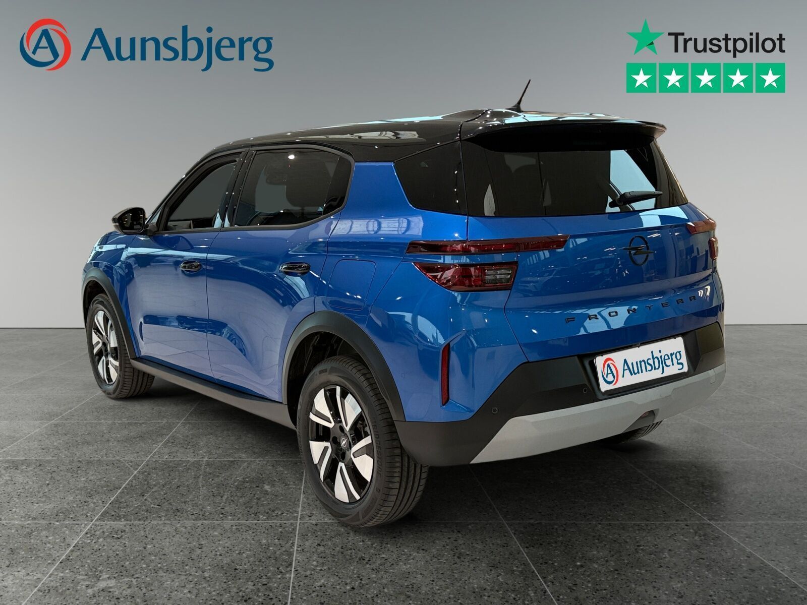 Blå Opel Frontera fra 2025
