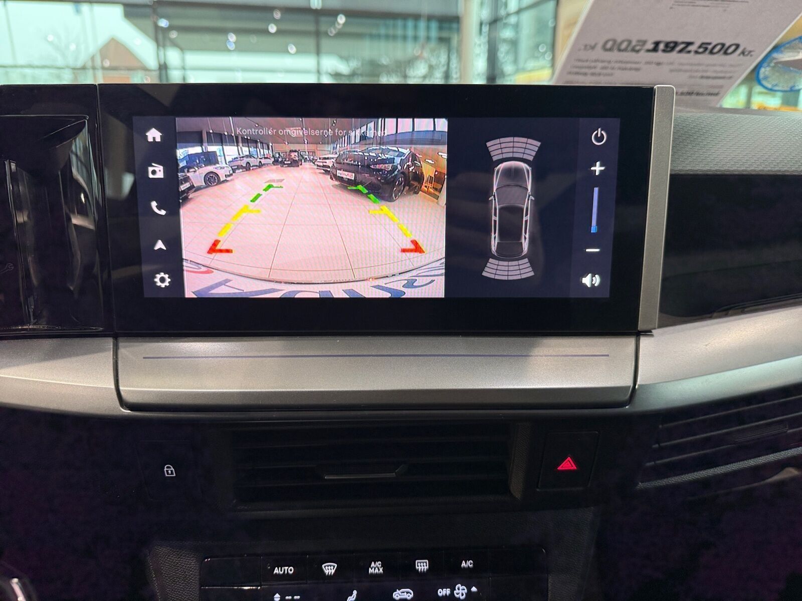 Blå Opel Frontera fra 2025