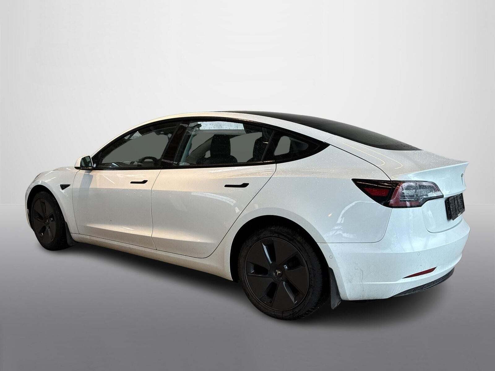 Tesla Model 3 Standard Range+ RWD