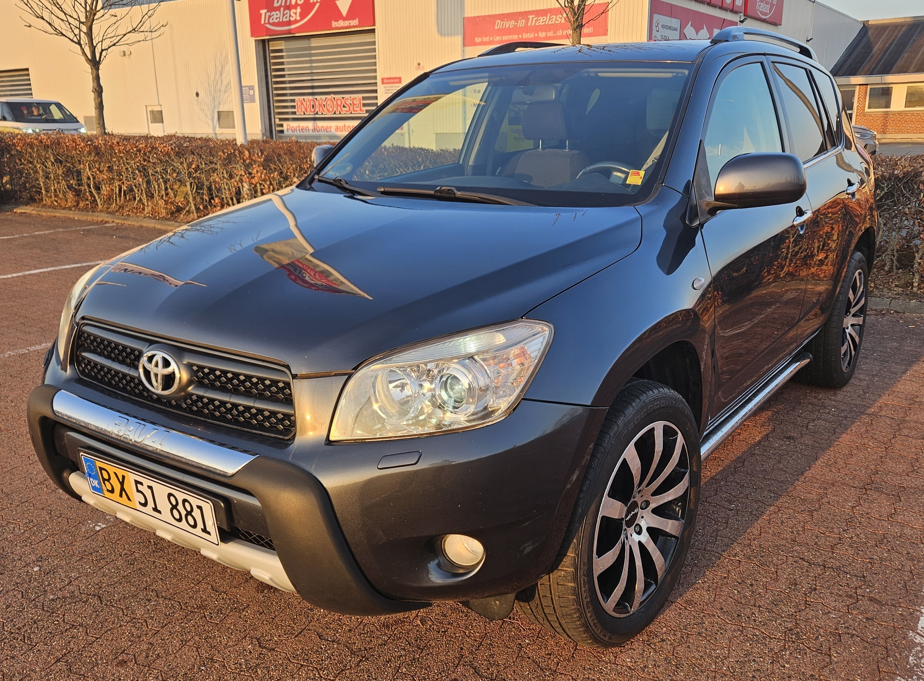 Toyota RAV4 2,0  VAN AUT.