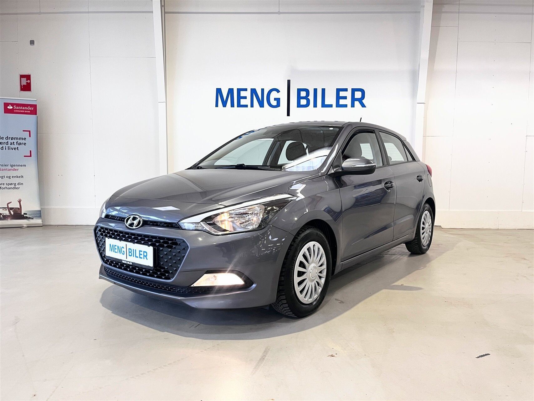 Grå Hyundai i20 fra 2017