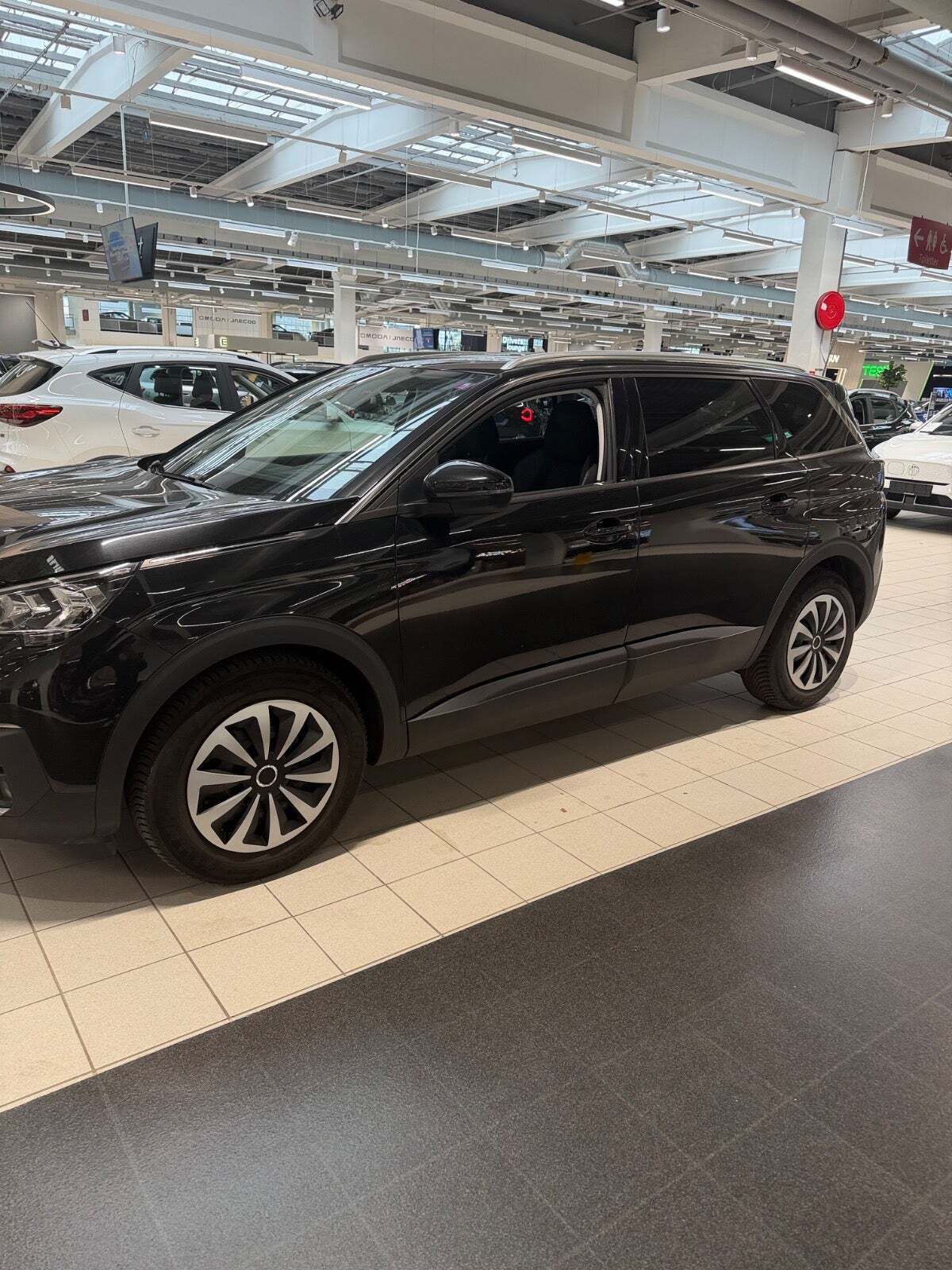 Peugeot 5008 1,6 BlueHDi 120 Active 7prs