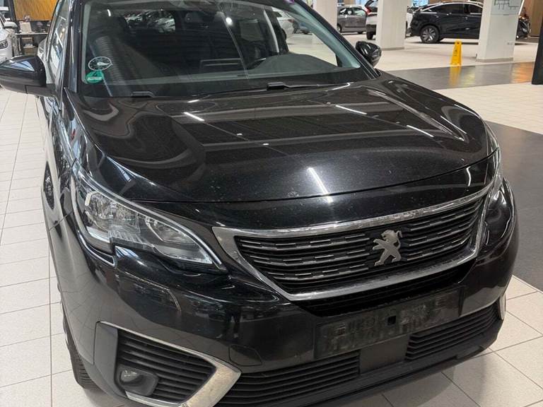 Peugeot 5008 1,6 BlueHDi 120 Active 7prs