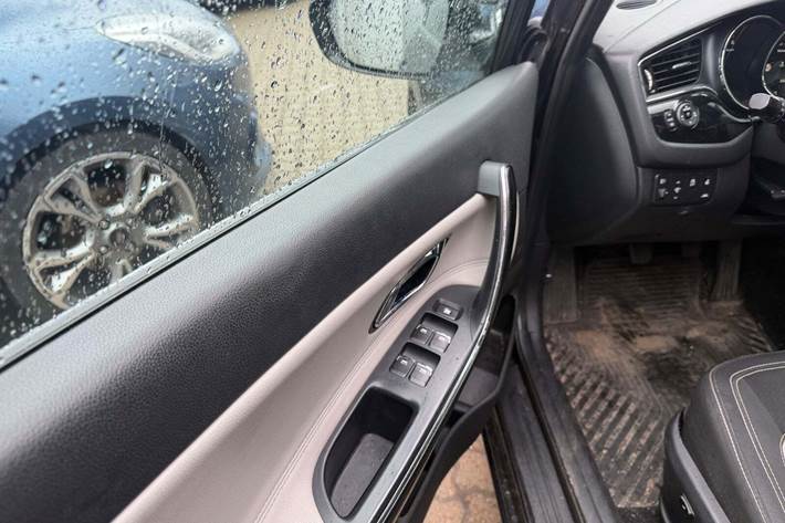 Sort Kia Ceed fra 2016