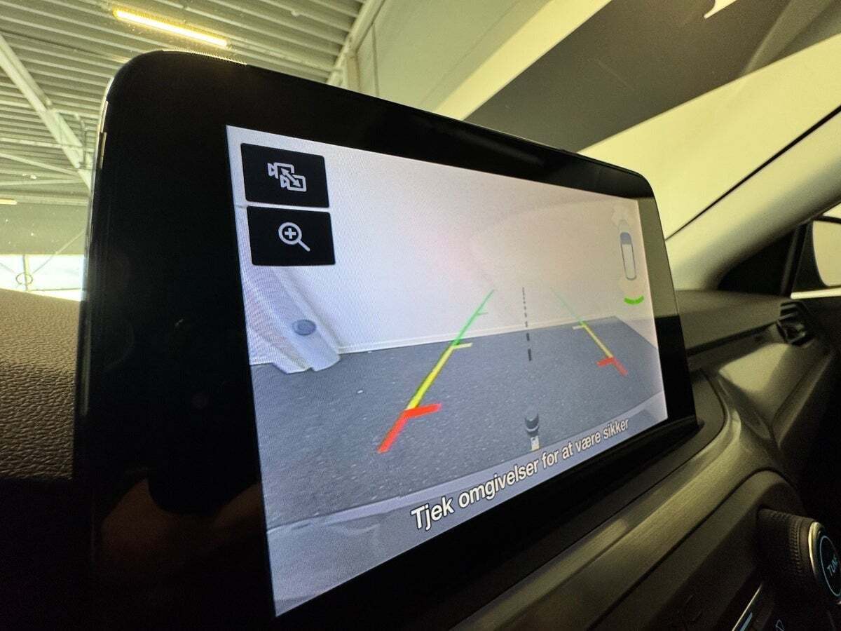 Grå Ford Focus fra 2019