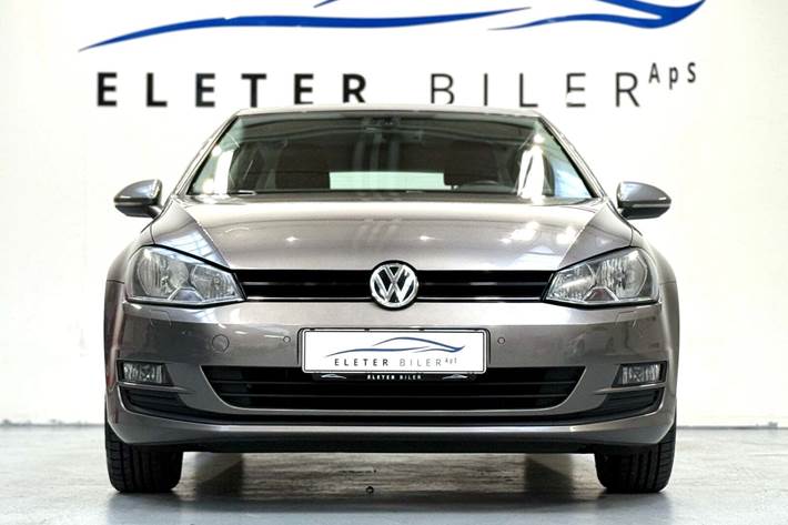Sort VW Golf VII fra 2014