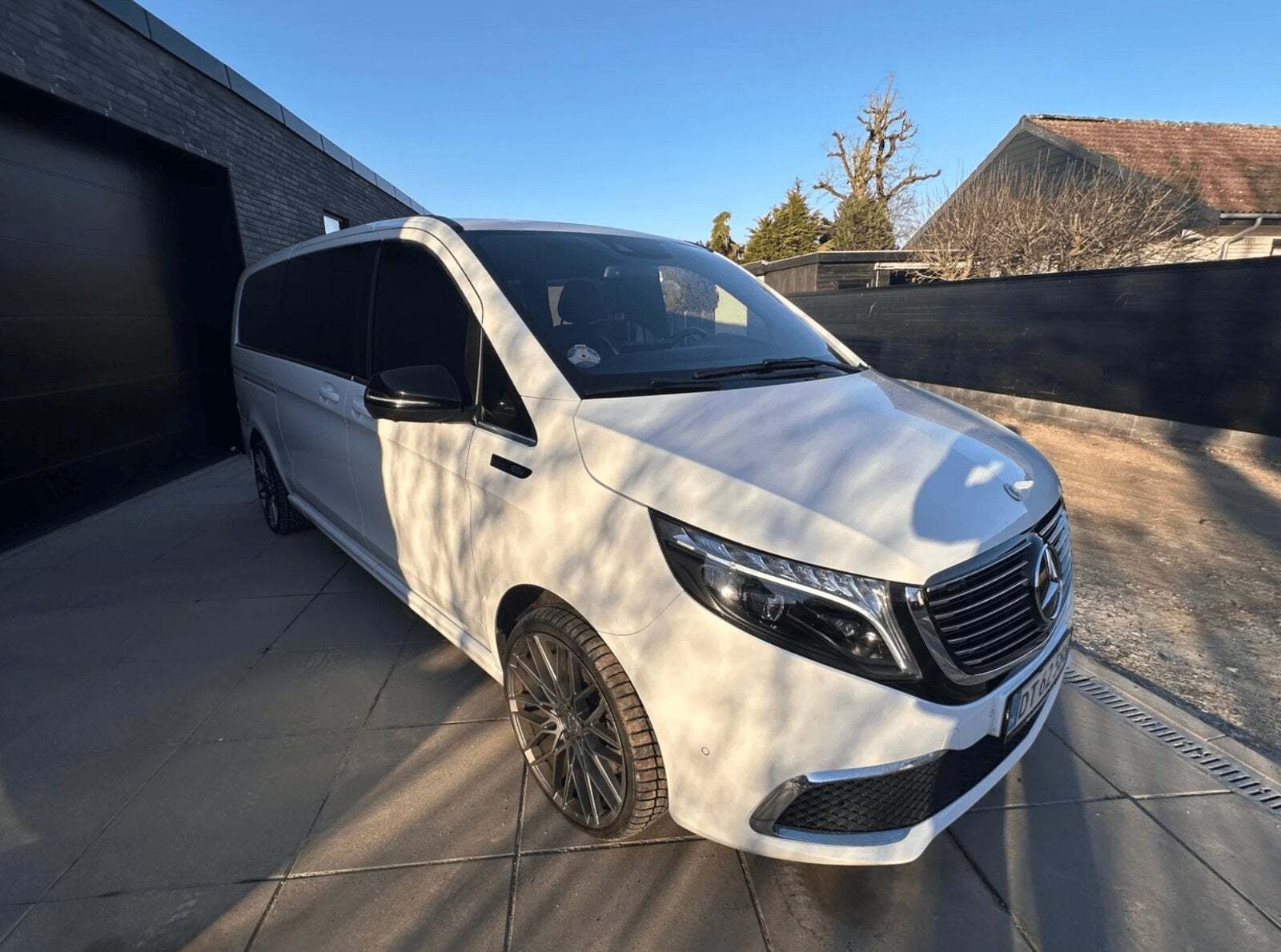 Mercedes EQV300 Avantgarde XL