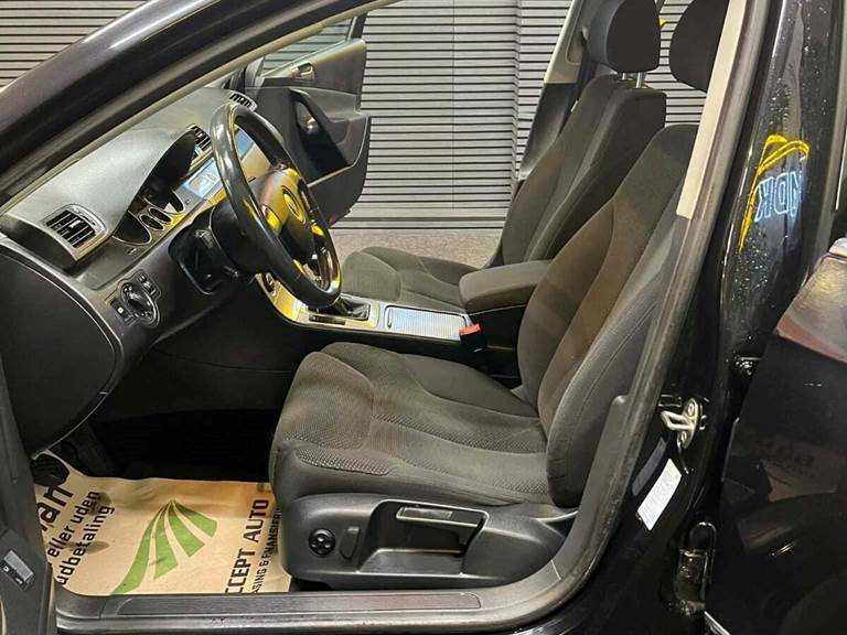 VW Passat 2,0 FSi Highline