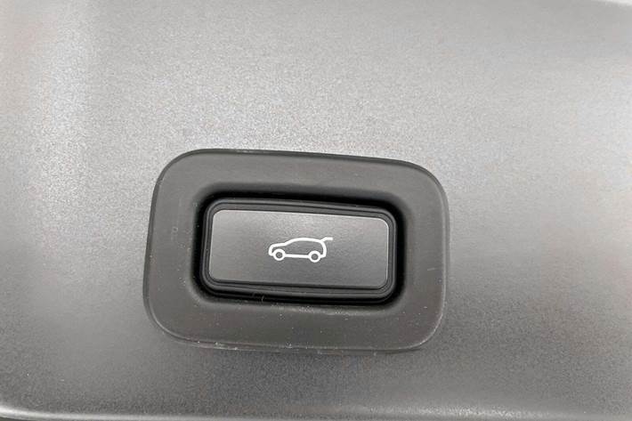 Grå Land Rover Range Rover evoque fra 2022