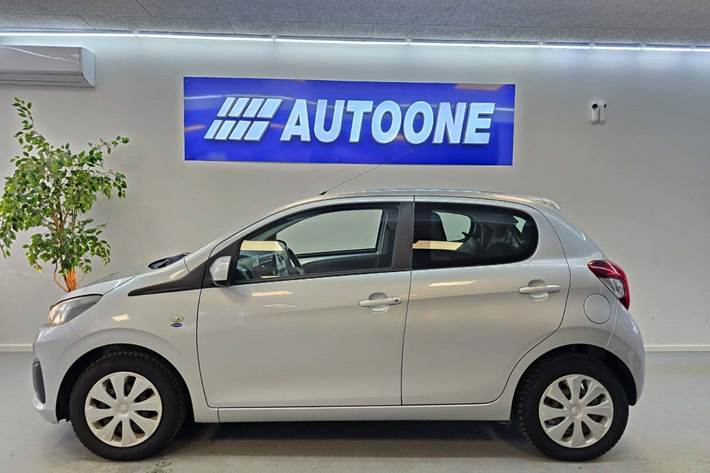 Sølv Peugeot 108 fra 2014