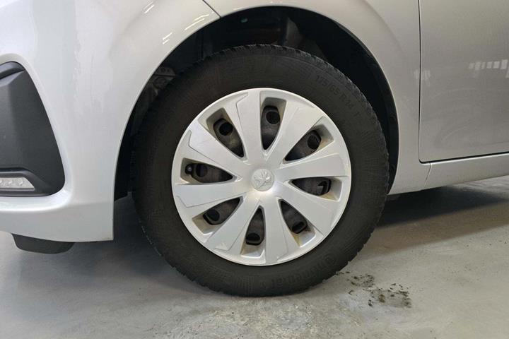 Sølv Peugeot 108 fra 2014