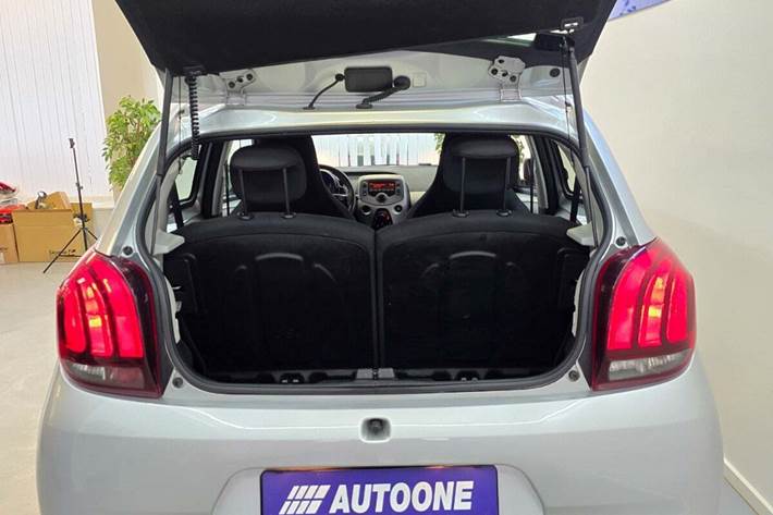 Sølv Peugeot 108 fra 2014