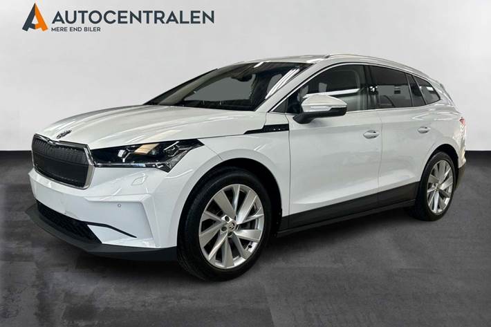 Hvid Skoda Enyaq fra 2022