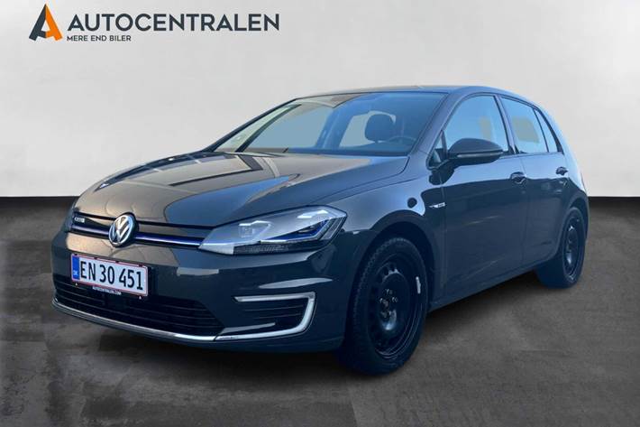 Grå VW e-Golf VII fra 2020