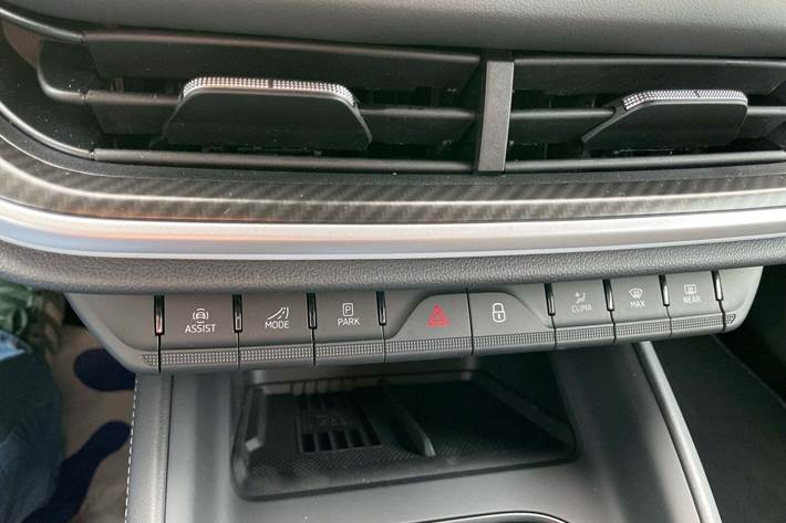 Grå Skoda Elroq fra 2026