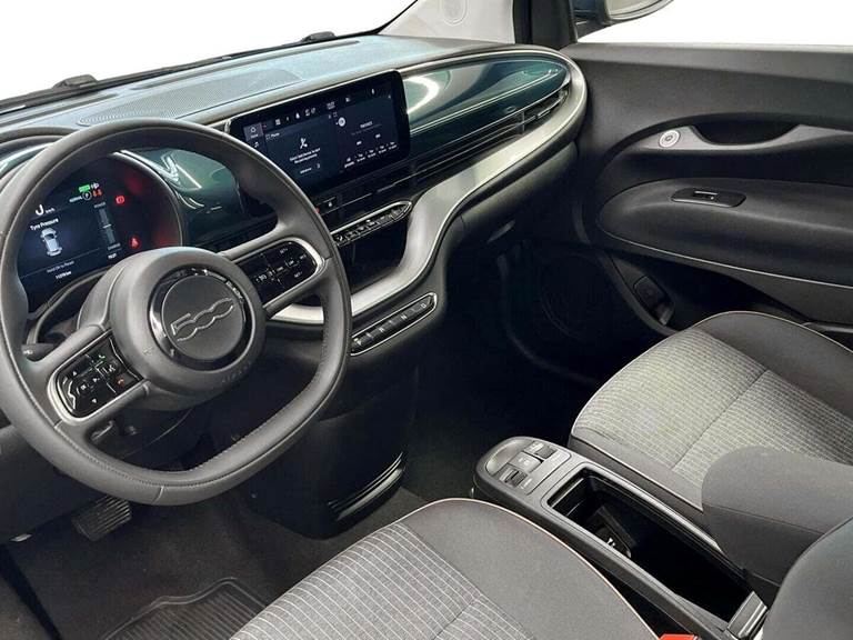 Fiat 500e 42 Icon Cabrio