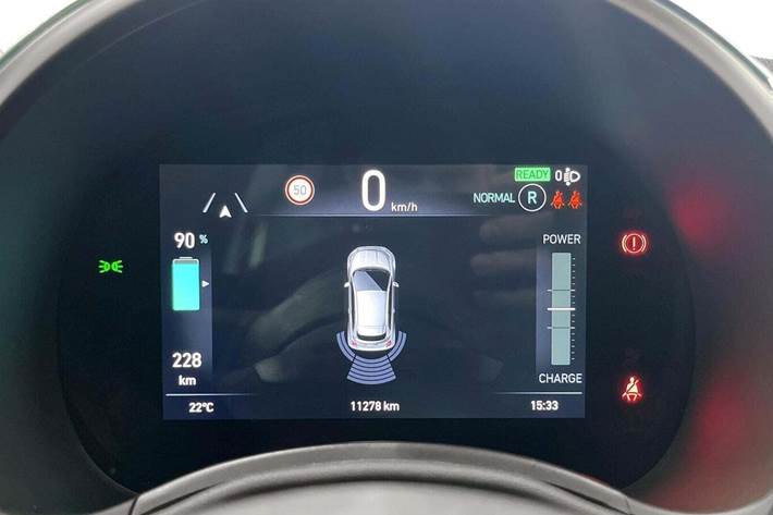 Blå Fiat 500e fra 2022