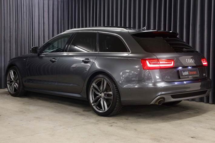 Grå Audi A6 fra 2014