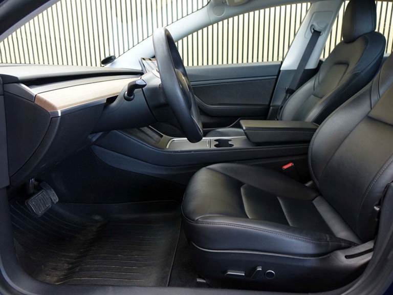 Tesla Model 3 Standard Range+ RWD