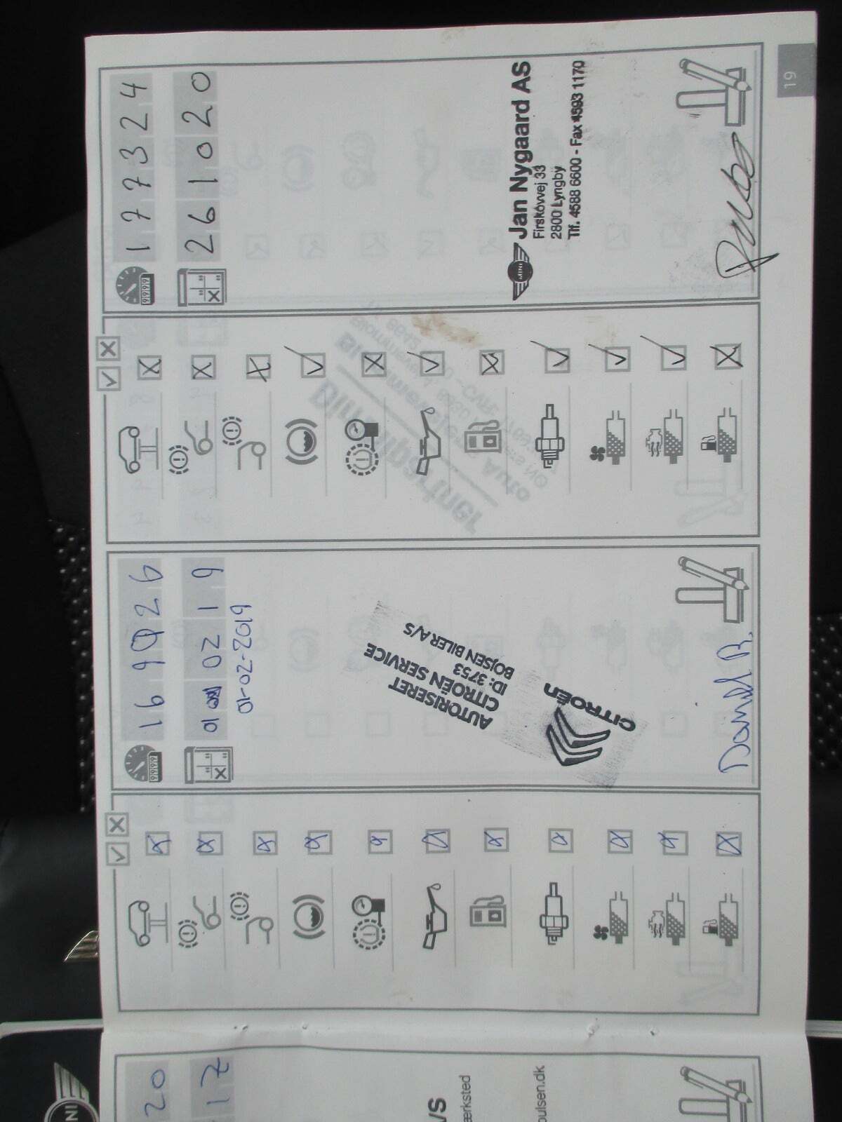 Brun Mini Clubman Cooper fra 2010