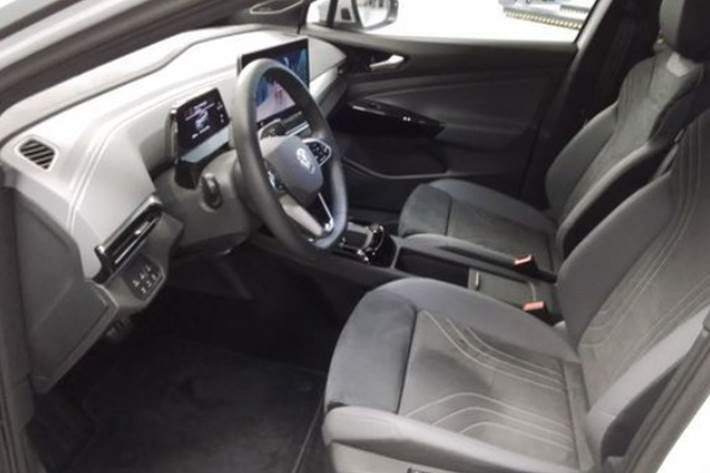 Hvid VW ID.4 fra 2025